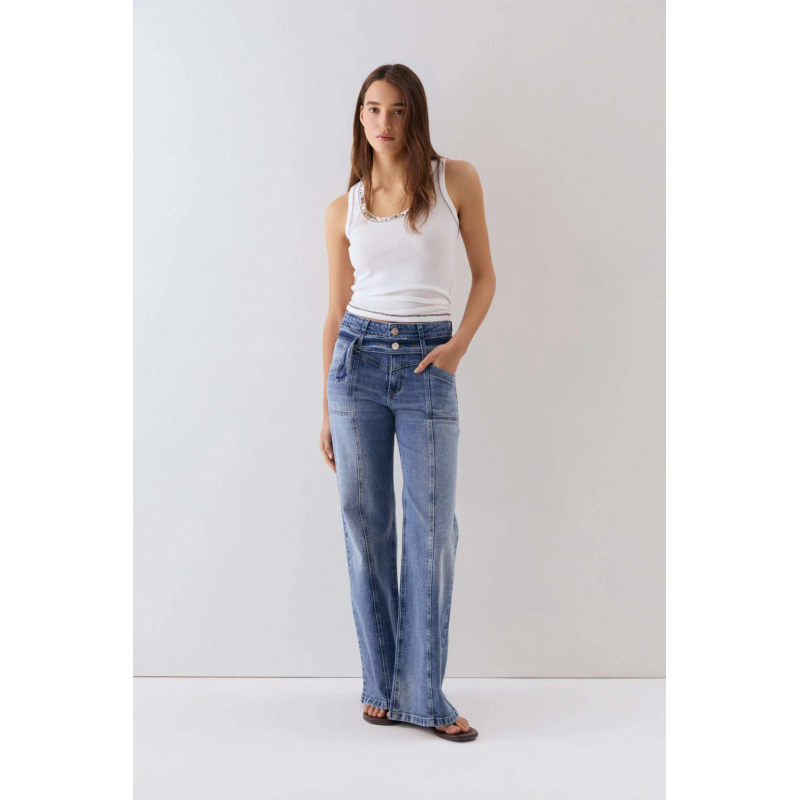 Jean nicks