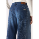 Dragonfish Drive:1NVmbSX27yLssG3sszAx12ZkcwSnO-fZM